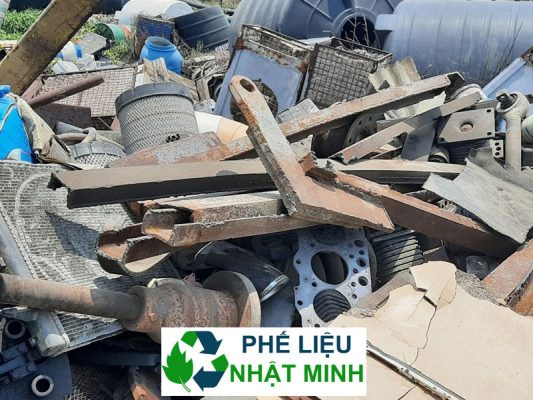 Cung cấp giải pháp toàn diện cho việc thu mua phế liệu sắt - Nhật Minh là sự lựa chọn hàng đầu